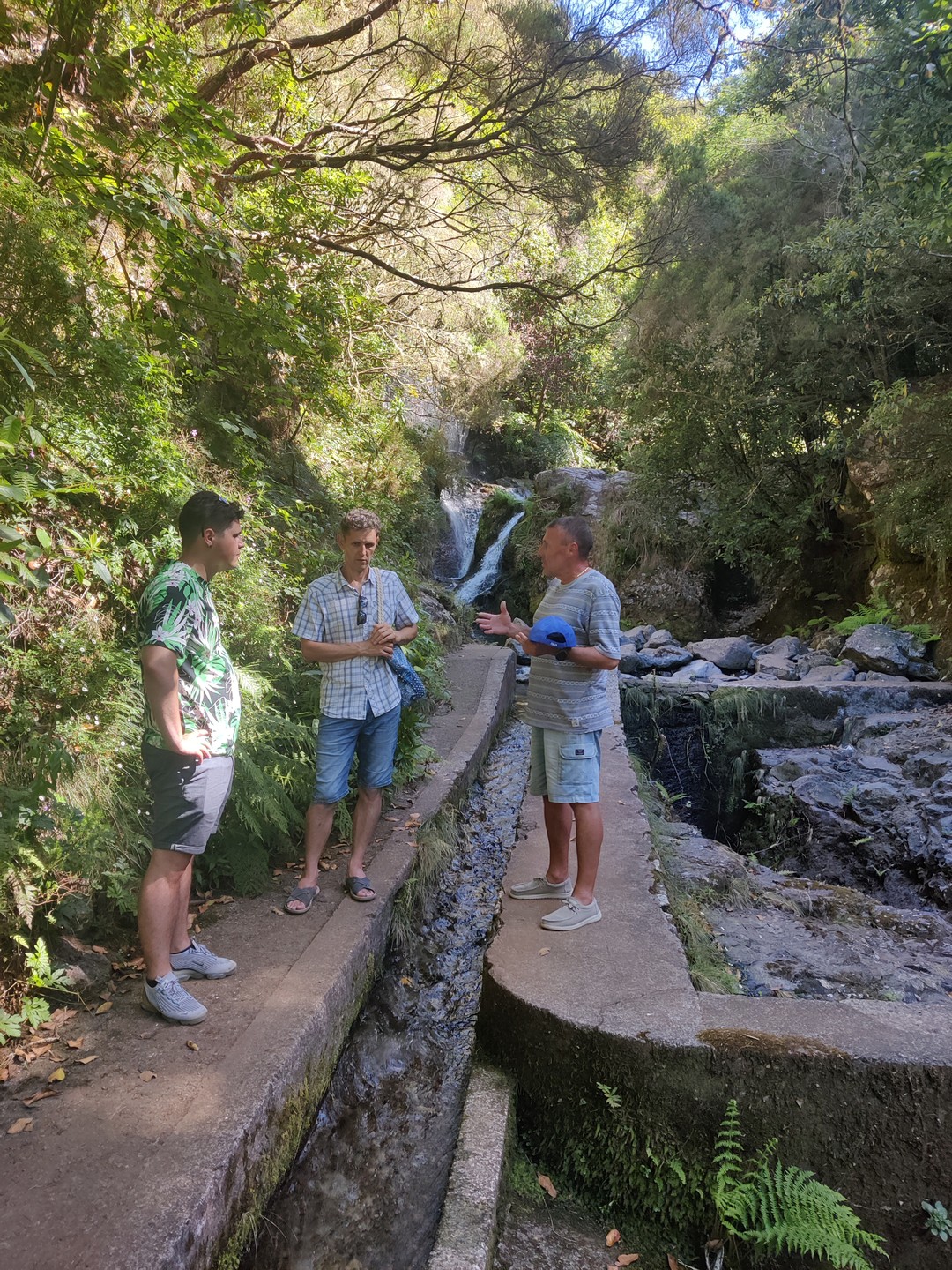 Доброго времени суток.