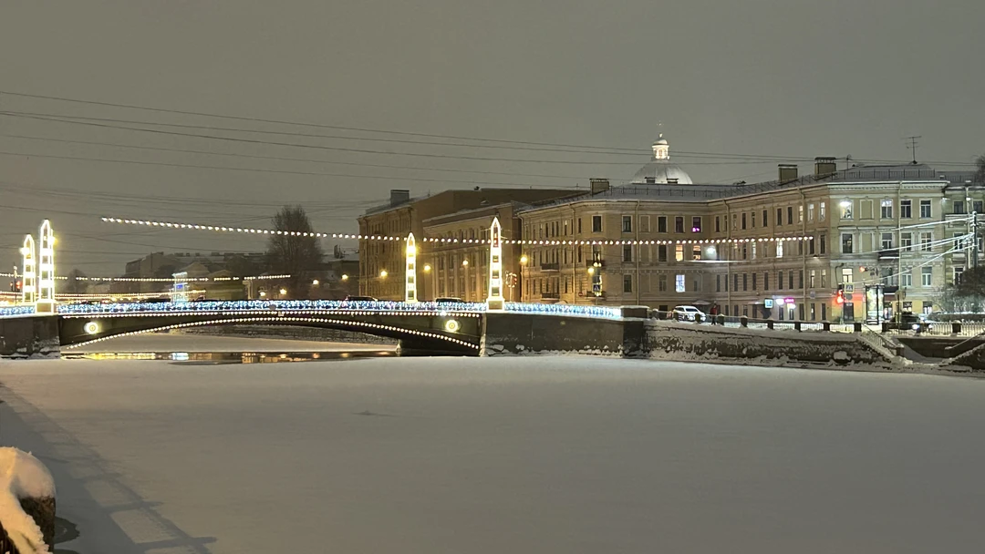 Теплый заснеженный Петербург! Возможно ли такое? Сегодня в Петербурге было много снега и мест от которых