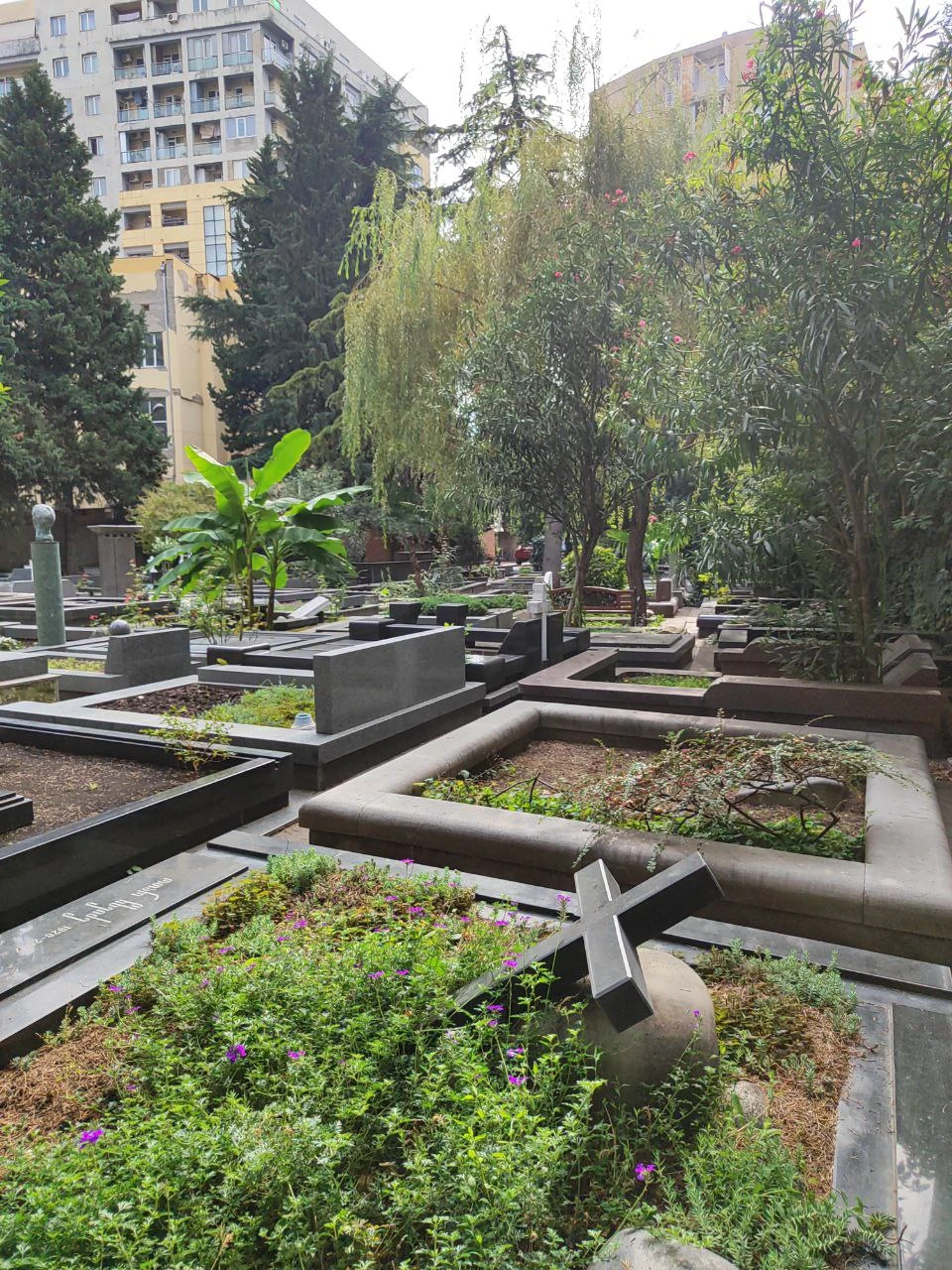 Экскурсия очень понравилось, видно, что гид любит свою работу и горит ею. Рассказ структурирован и понятен.