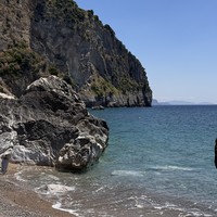 Фото отзыва 1: экскурсия "К прибрежным пещерам Будвы — на каяке или сапе"