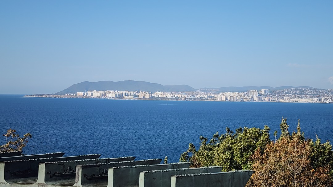 Экскурсия очень понравилась. Александр очень душевный человек, отличный рассказчик! Получили огромное удовольствие!