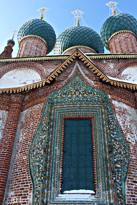 Ярославские изразцы: глазурь, огонь и фантазия (на вашем авто)