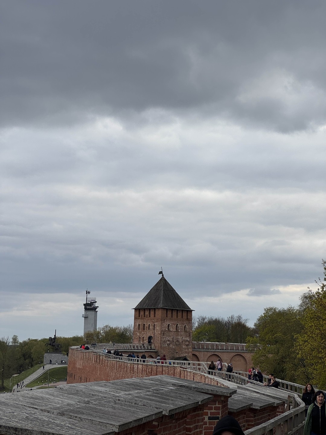 Из красивого только центральная площадь, где Кремль