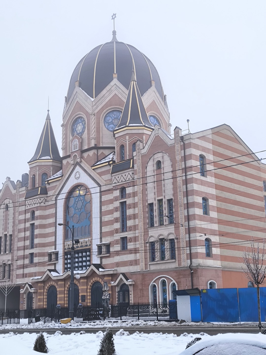 В рождественский день посетили обзорную экскурсию с Александром. Экскурсия содержательная, Александр показал, рассказал и провез нас