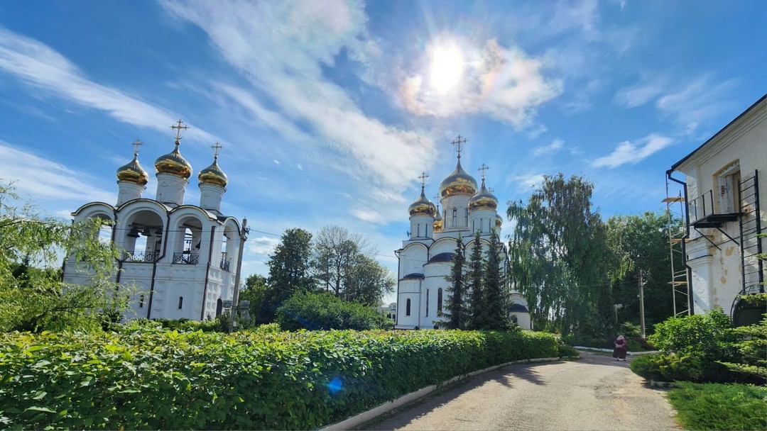 Хочу выразить огромную благодарность за невероятно интересную и познавательную экскурсию по чудесному городу Переславль-Залесский! Мы посетили