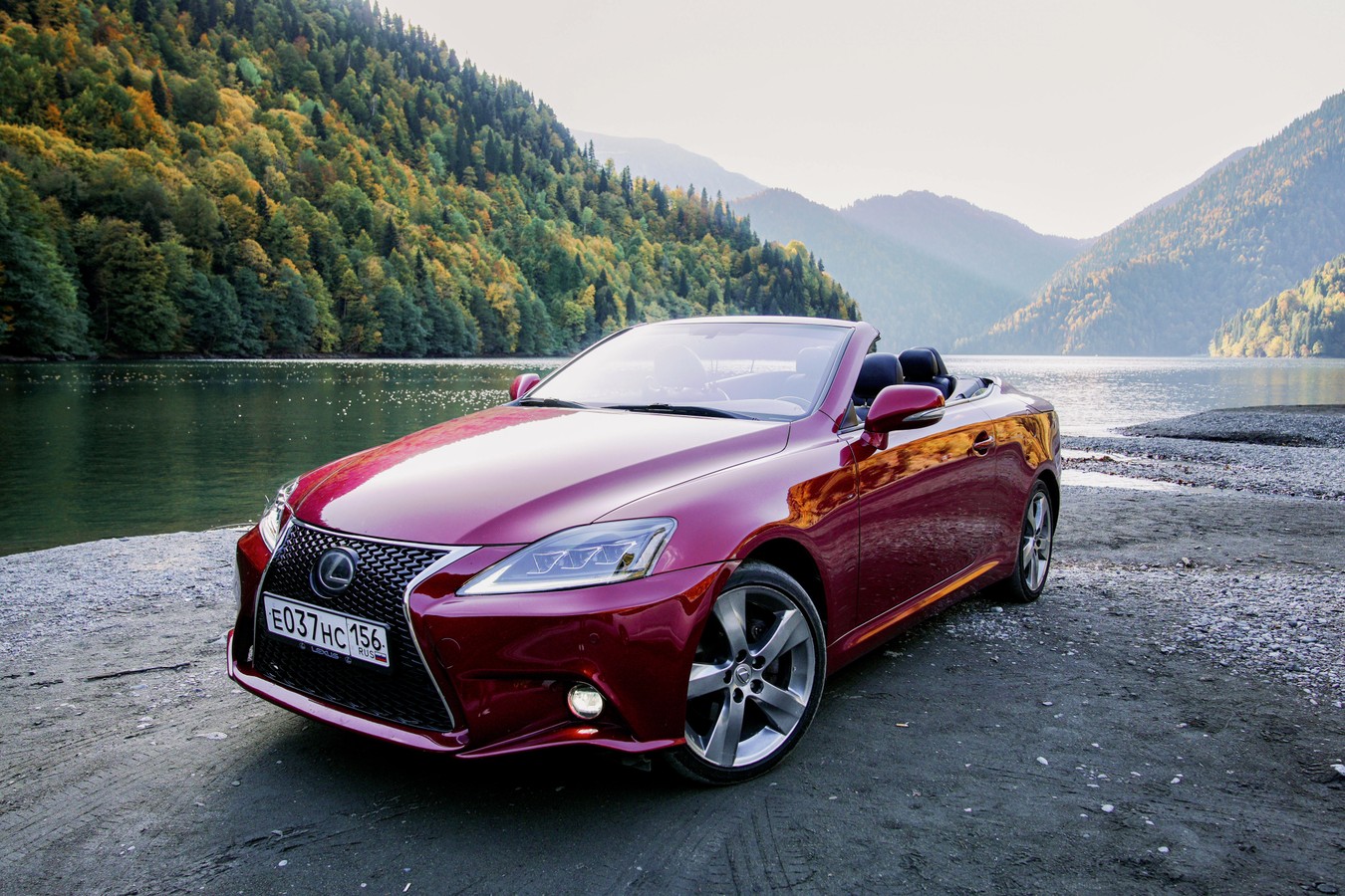 Главное изображение экскурсии - Фототур в Абхазию на кабриолете Lexus