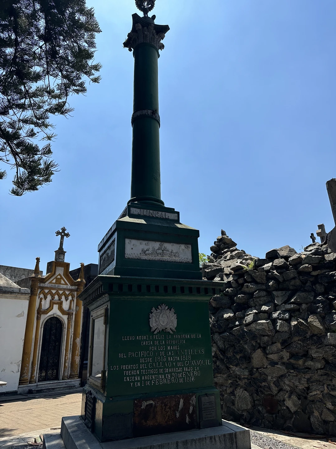 Сегодня посетили одно из интереснейших мест Буэнос Айреса кладбище Реколета с гидом Михаилом