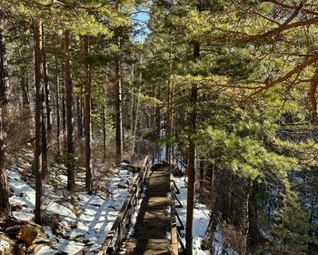 Посёлок Аршан у подножия Саян, водопады на реке Кынгырга, Хойморский дацан и купание в термах