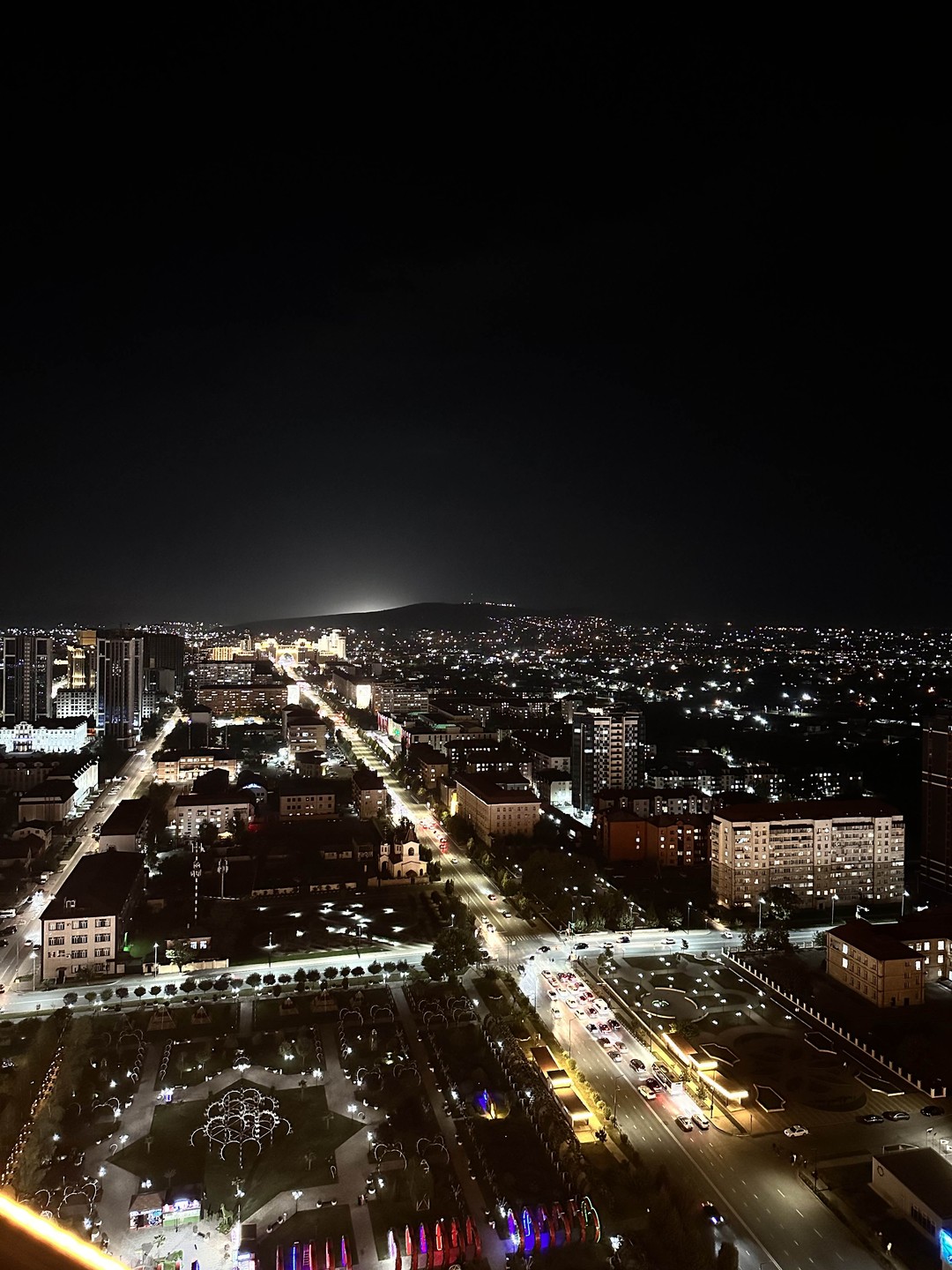 Хочу выразить огромную благодарность гиду, Зауру. Очень умный, начитанный, приятный собеседник и воспитанный мужчина. Экскурсия была