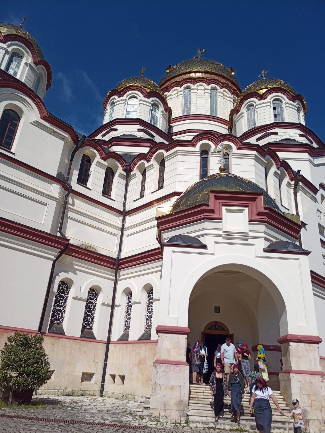 Экскурсия замечательная, всё организовано четко, границу прошли очень быстро. Гид заранее прислал всю необходимую информацию. Посетили