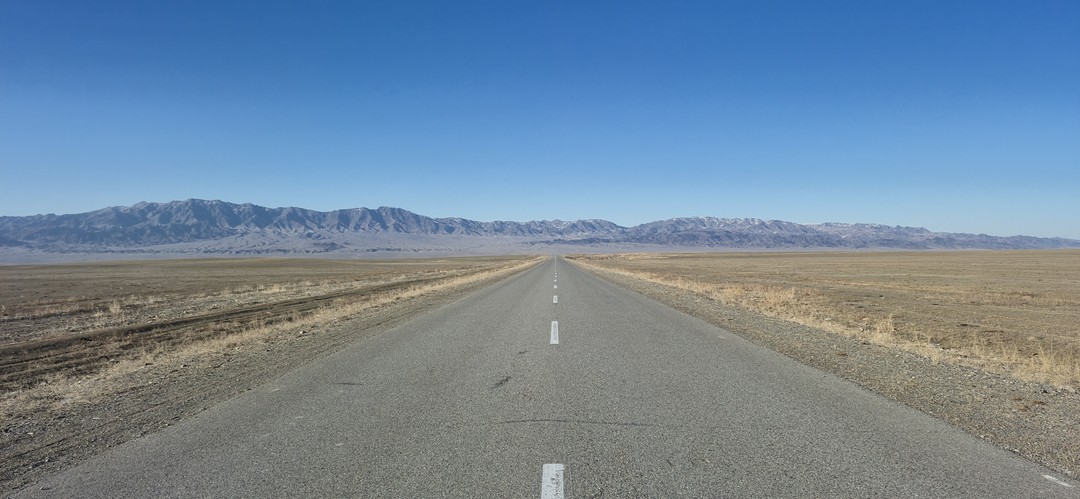 Очень понравился формат поездки — небольшая компания и удобная машина. Здорово, что выехали пораньше: удалось застать