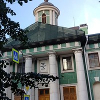 Фото отзыва 4: экскурсия "Открывая Петербург: витражи парадных, лабиринты дворов и романтика крыш"