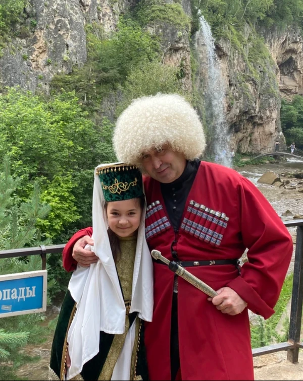 В объятия кавказских великанов: индивидуальный тур в Домбай и Архыз