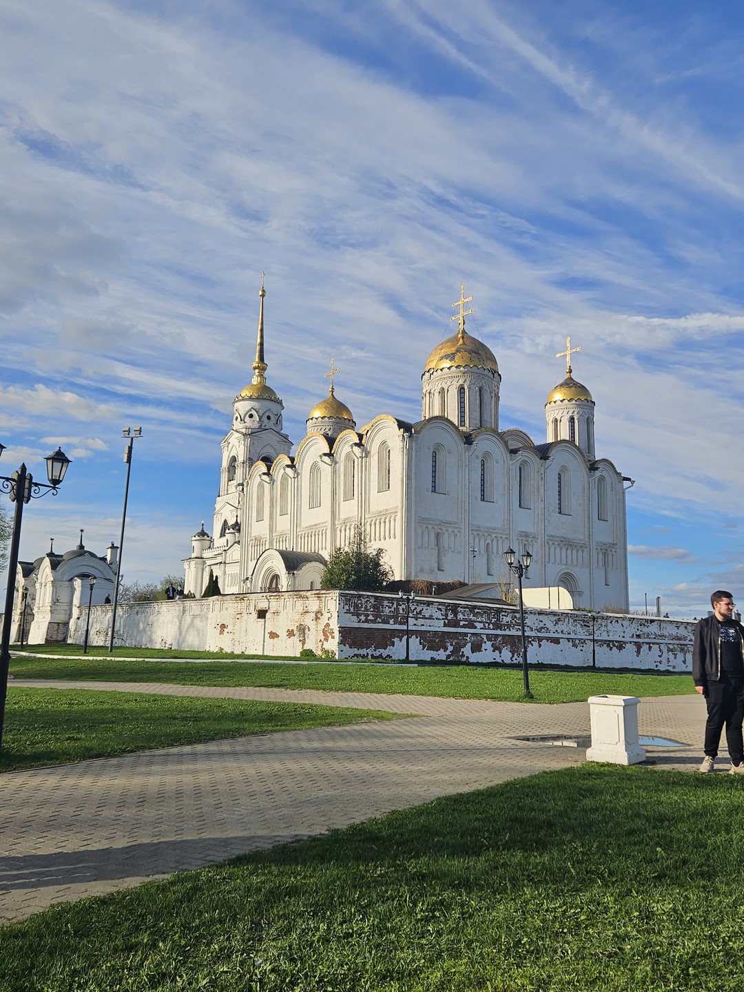 Групповая прогулка-диалог в сердце Владимира с посещением Успенского кафедрального собора (Антонина)