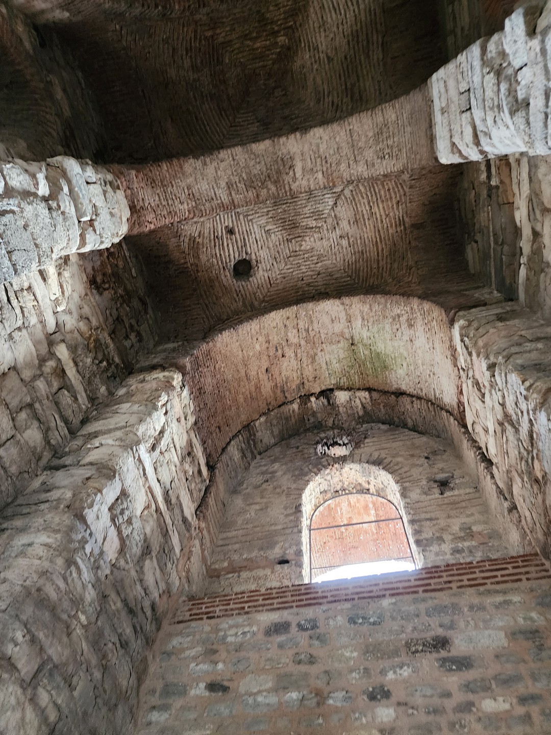 Оборонительные стены Константинополя (Алишер)