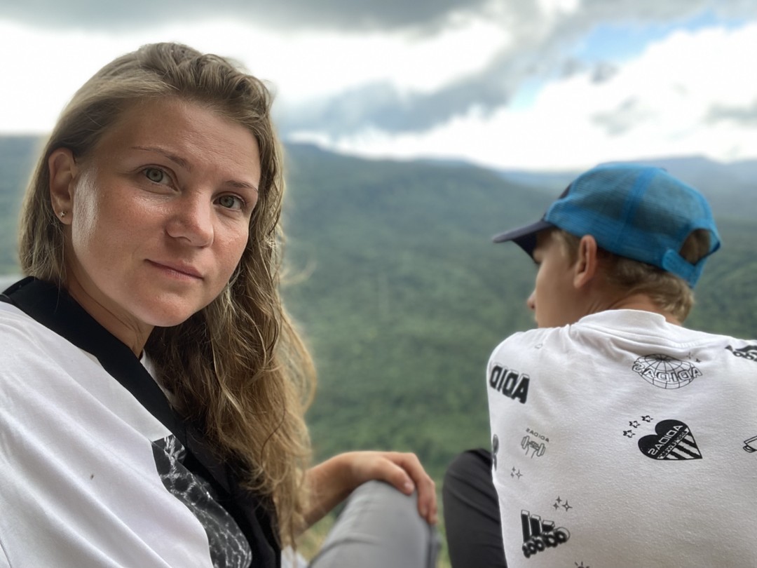 Здравствуйте, очень хочу поделится эмоциями про Гуамское ущелье и Орлиную полочку. Сначала было страшно от неизвестности
