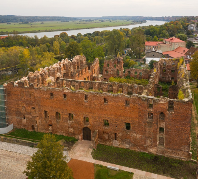 Замок Рагнит