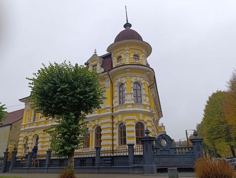 Виды Советск и Неман: православные святыни и немецкое зодчество