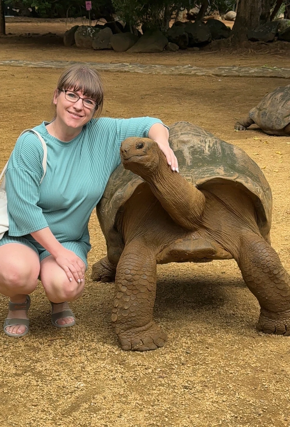 От всей душу готовы порекомендовать Ольгу путешествующим по Маврикию! Искренне увлеченная этим островом, с душой и