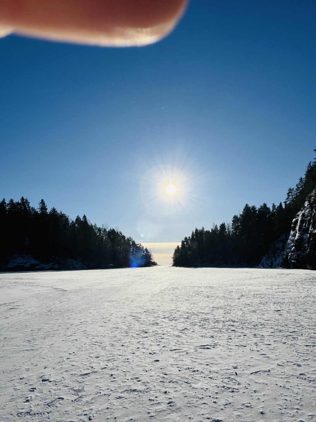 Красивые зимние пейзажи🤩понравилось! В аэролодке тепло, дают наушники, чтобы меньше слышно было шум.