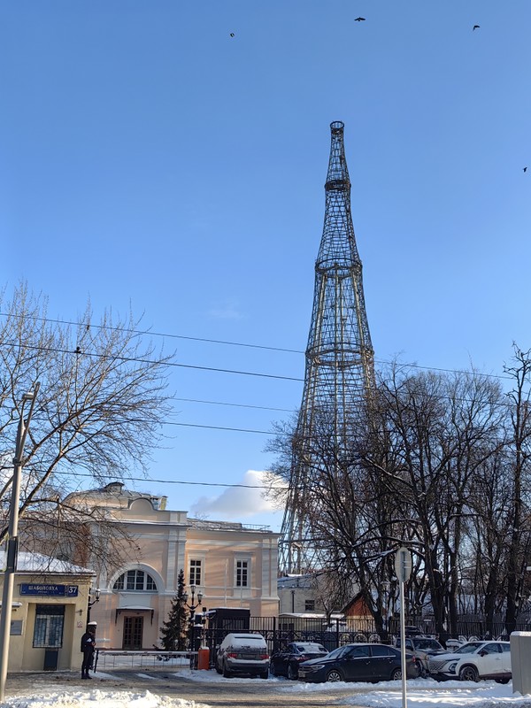Назад в СССР: прогулка по Шаболовке и Тульской