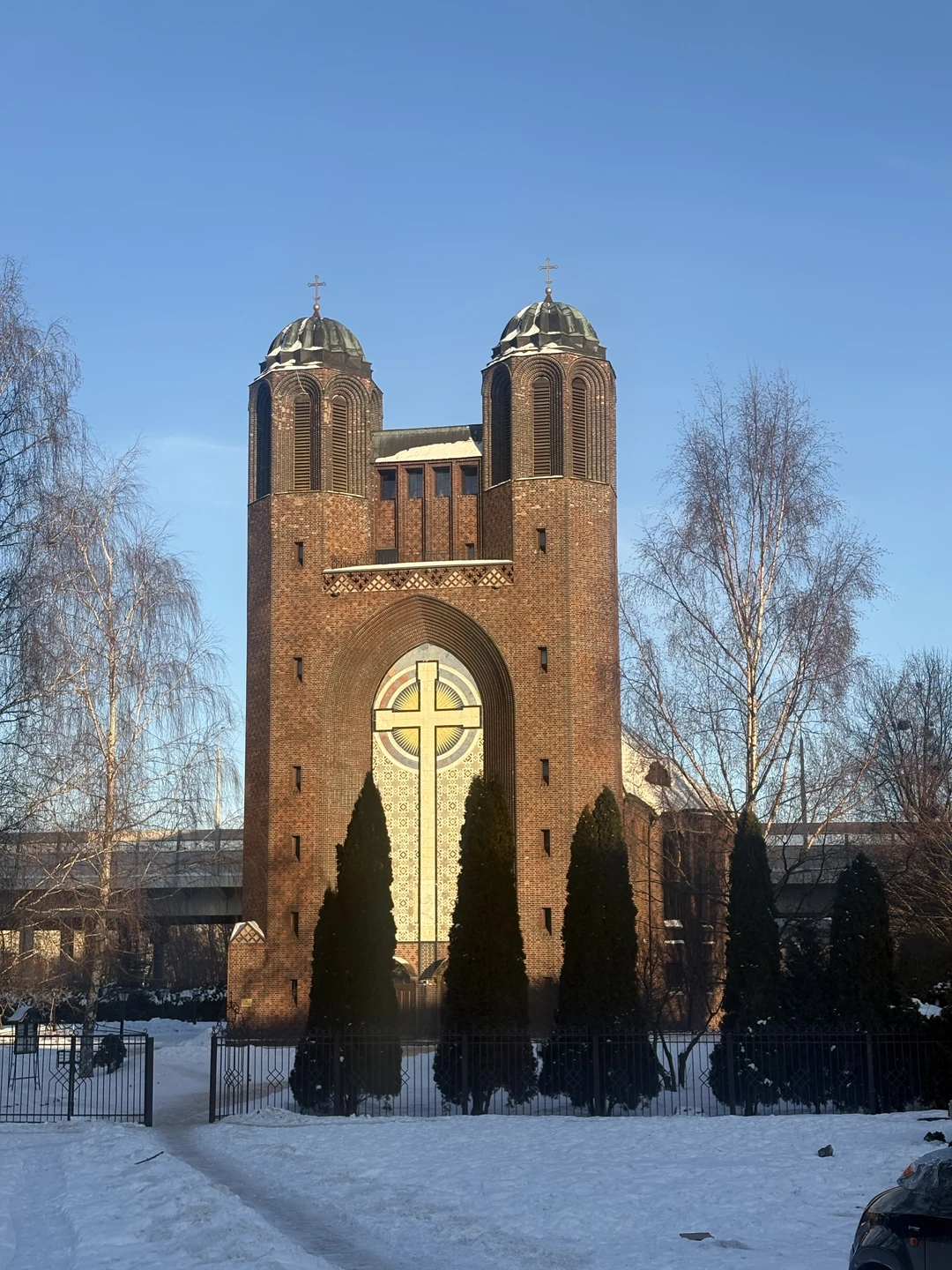 Шикарная экскурсия несмотря на -23🙈 не отменили, погуляли и было очень хорошо🤗рекомендую! Маршрут великолепен. Думаю надо