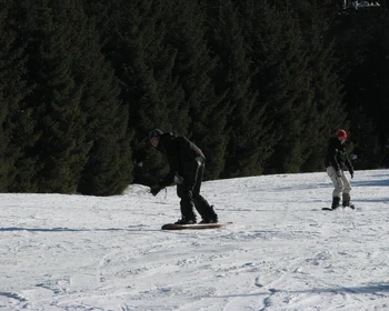 День на горнолыжном курорте, релакс в источниках