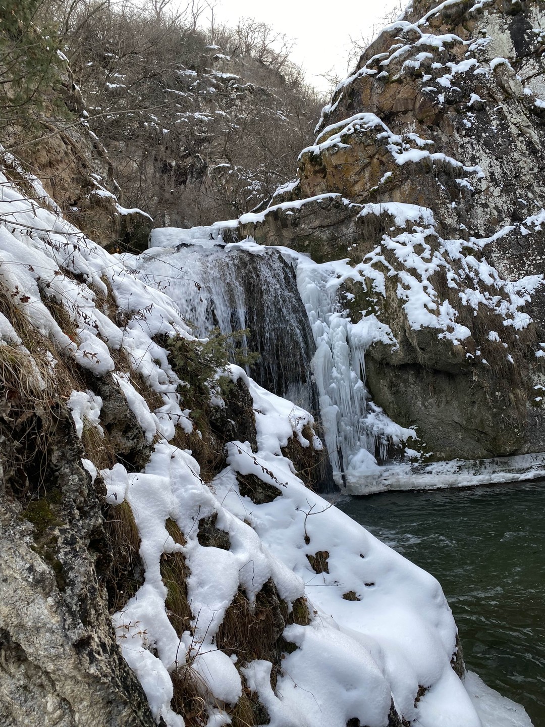 Экскурсия очень интересная, все четко по времени, мы посмотрели красивые места, купили сладости (необычный щербет), много сортов травяного чая