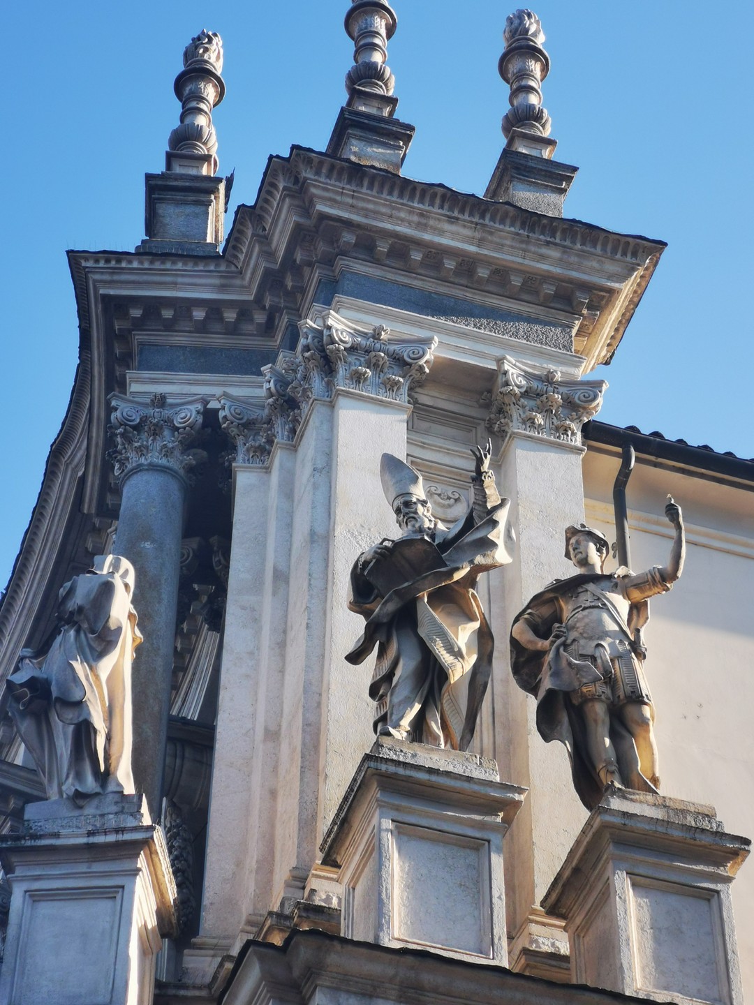 Кристина очень тёплый человек и прекрасный гид, время с ней пролетело незаметно, вечер был замечательный. Всем горячо рекомендую