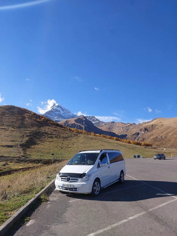 Казбеги: увидеть красоту Кавказских гор своими глазами