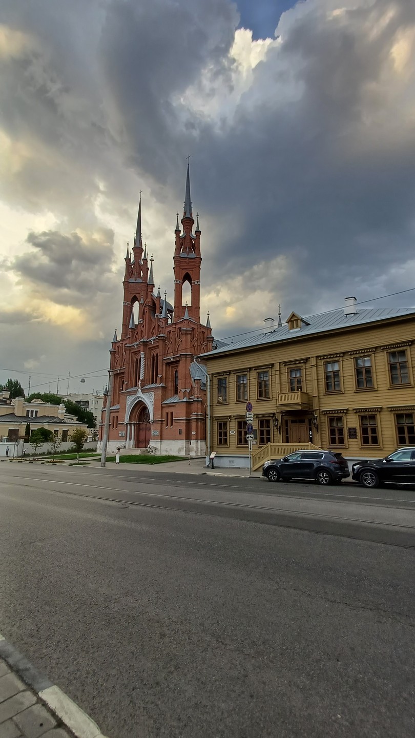 От экскурсии и города остались под большим впечатлением, спасибо за эти эмоции нашему экскурсоводу Эмме!!! За её интересный рассказ об истории города.