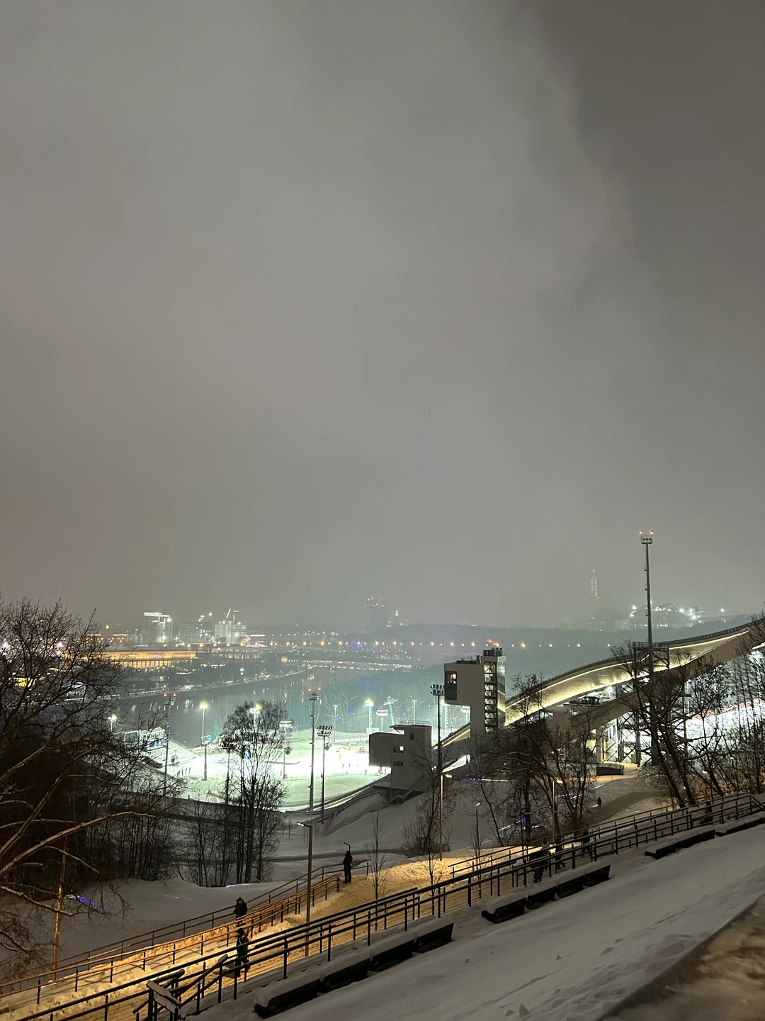 Три часа на автобусе - и вы знакомы с Москвой (Светлана)