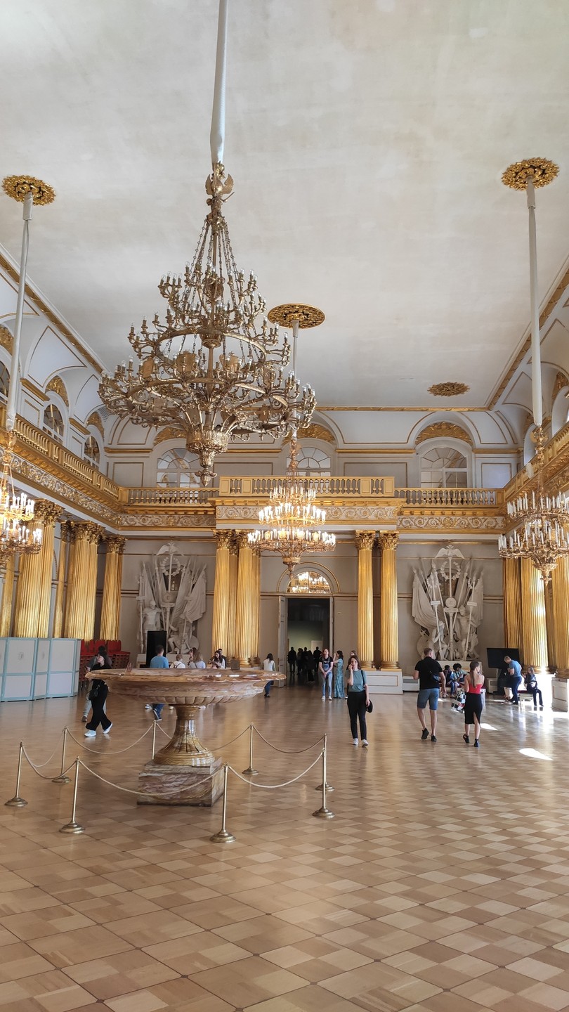 Знакомство с коллекцией Эрмитажа в мини-группе (билеты включены) (Надежда)