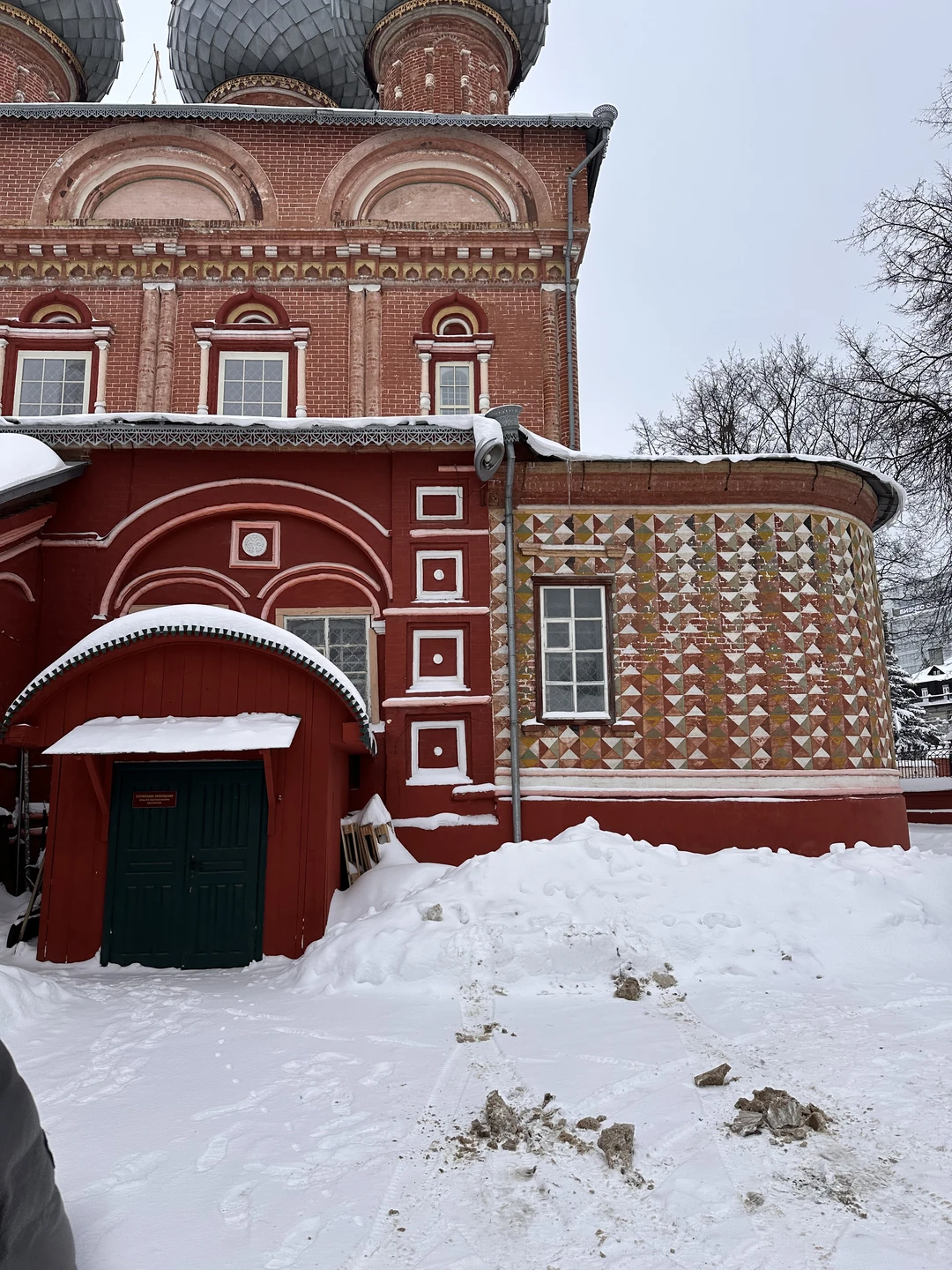 Спасибо огромное Полине за отличную экскурсию. Знающий, интересующийся, неравнодушный экскурсовод, Полина не оставила ни один дополнительный