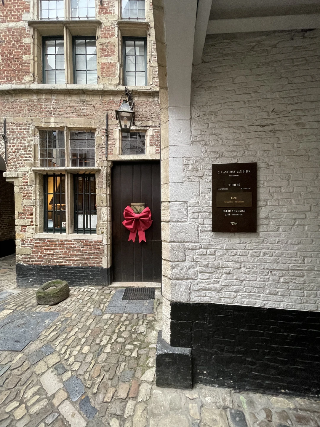 Хочу выразить благодарность Екатерине за любовь и знания к городу Антверпен и не только к этому великолепному городу