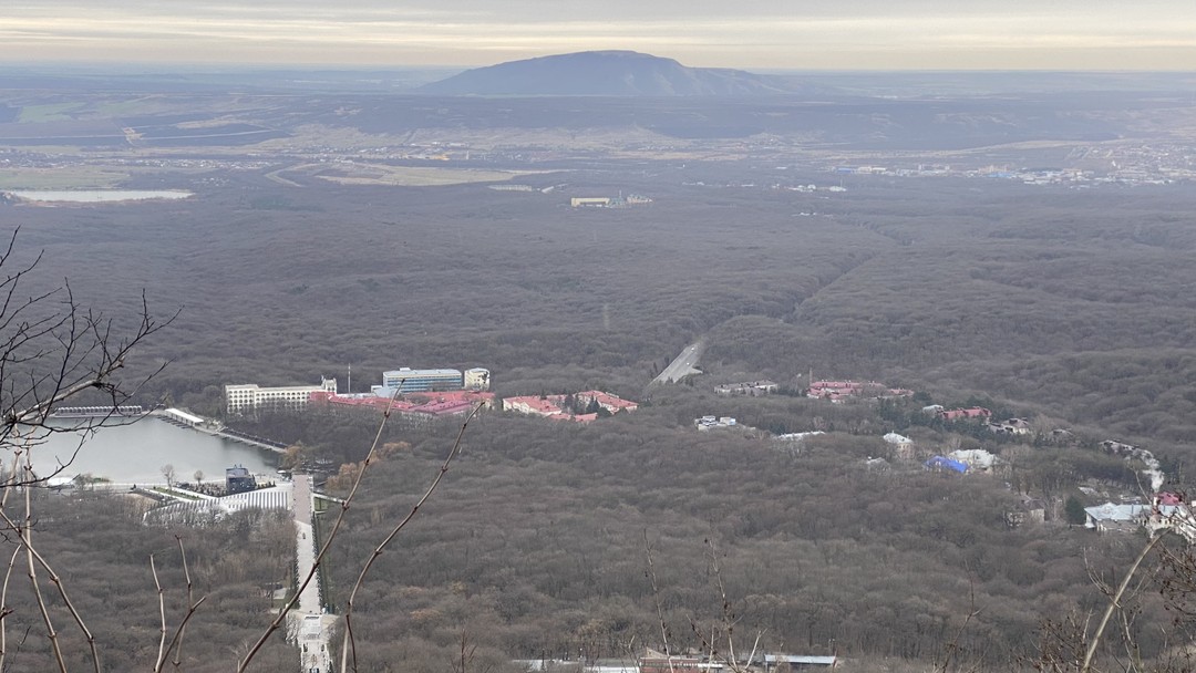 Вы приехали в Железноводск и хотите подняться на Железную? И чтобы Вам всё рассказали, показали, провели