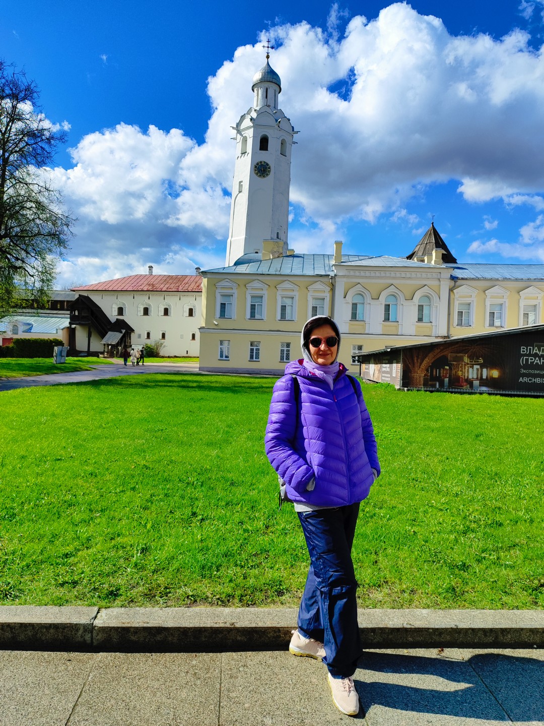 Ирина Александровна - настоящий профессионал, влюблённый в своё дело. И это понятно с первой минуты экскурсии