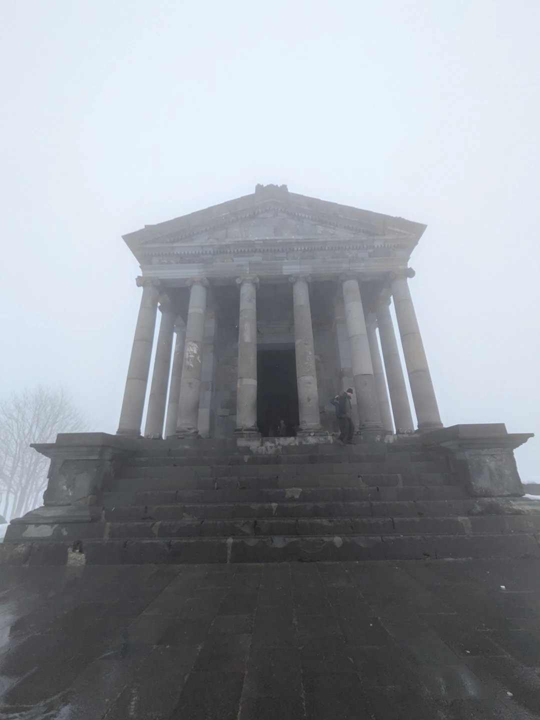 Тур прошел просто великолепно! Даже несмотря на капризы погоды и густой туман, из-за которого почти ничего