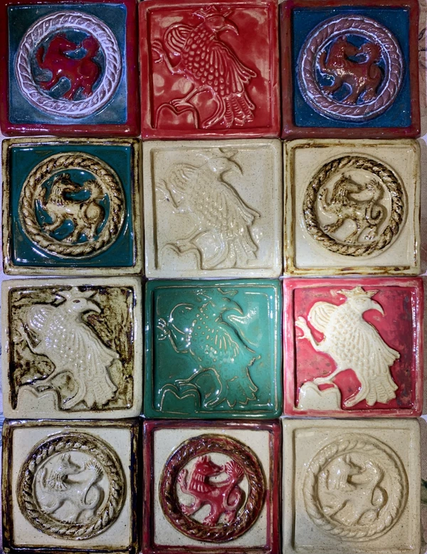 Тарелка из Пскова: мастер-класс по ручной лепке из глины