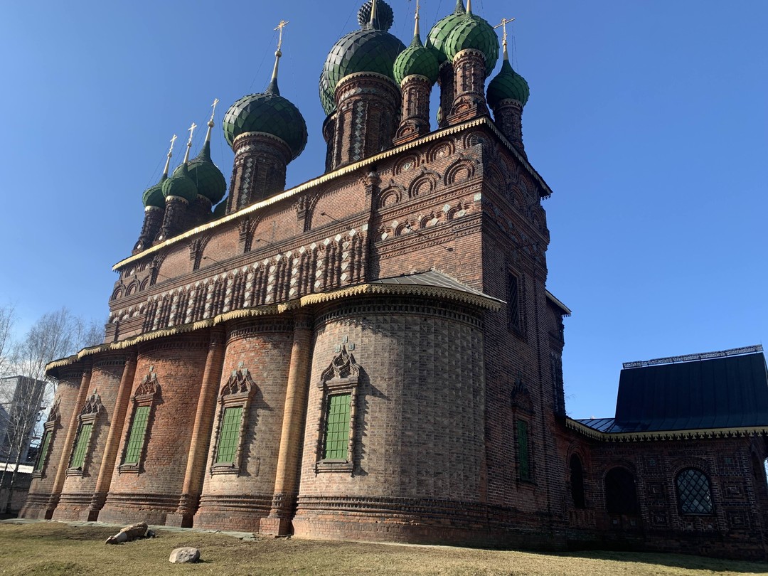 Экскурсия Ярославль-Кострома в один день очень понравилась,масса впечатлений,большой обьем информации,комфортное передвижение на автомобиле. Огромное спасибо гиду