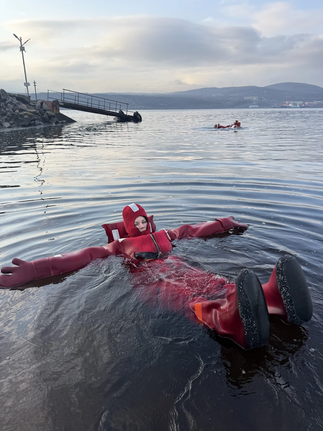 Айс-флоатинг в Мурманске (Прохорова)