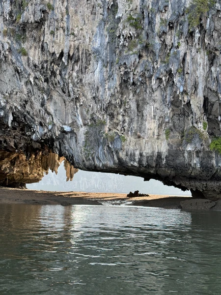 Великолепная экскурсия, которая оставила массу незабываемых впечатлений и ярких картинок в голове! Огромное спасибо супер гиду