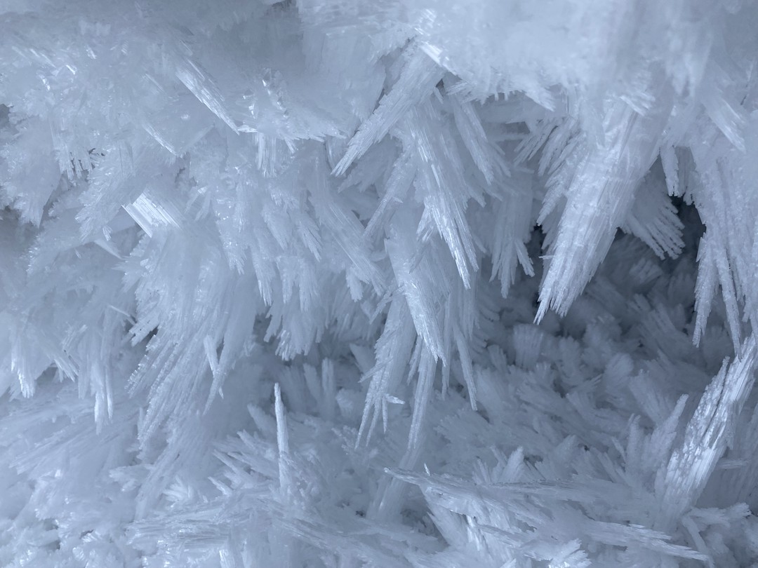 Хочу поделиться восторгом от своей поездки на зимний Байкал. Это чудо природы стОит увидеть хотя бы