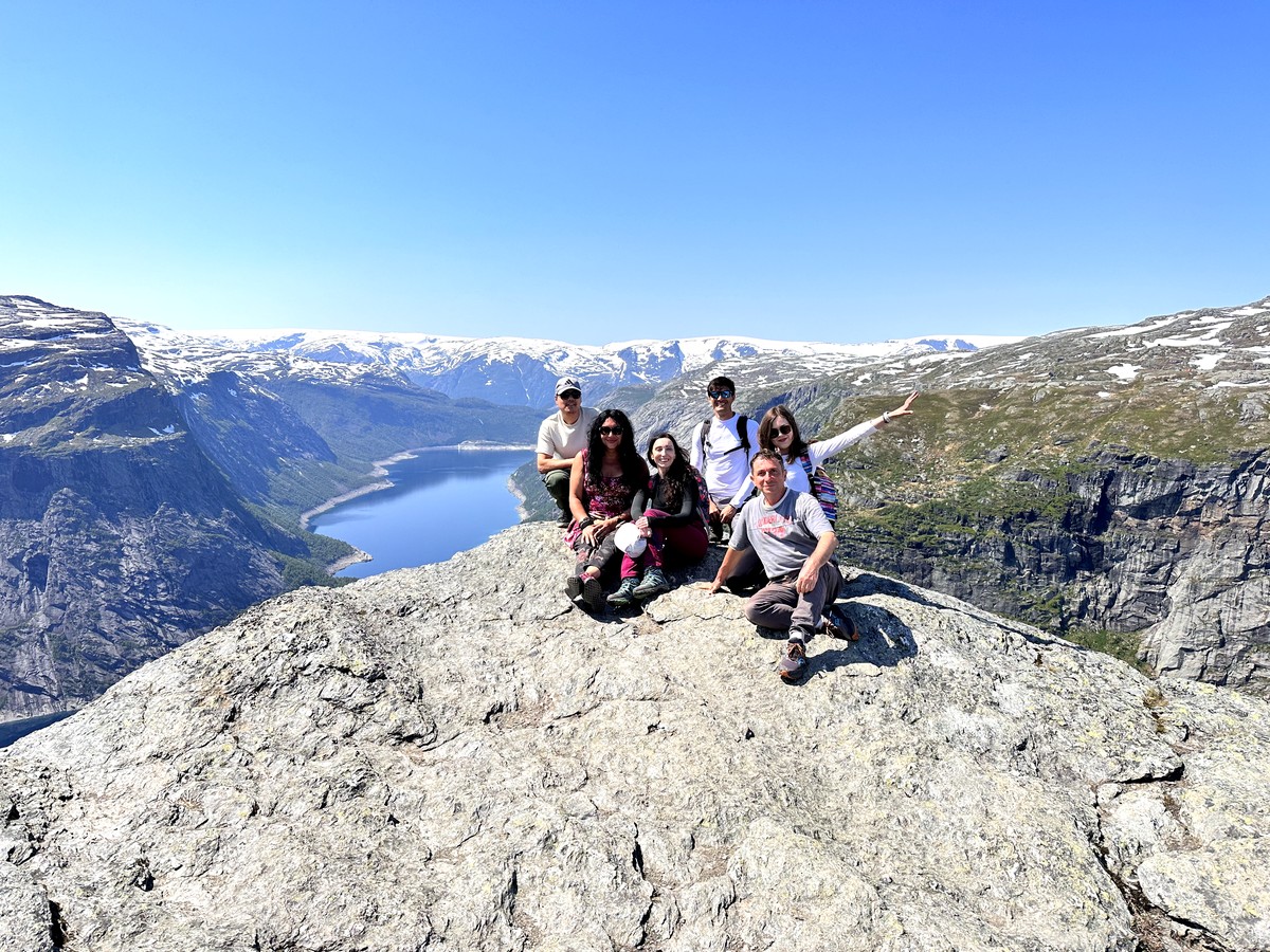 Норвегия — вселенная фьордов и гор: роудтрип с лёгкими треккингами и прогулками по городам (10/24)