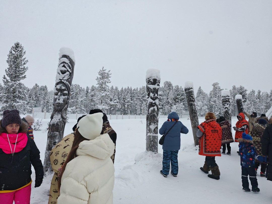 Насыщенная поездка — гид подобрал наиболее подходяющую саамскую деревню, развернуто отвечал на вопросы и показал себя