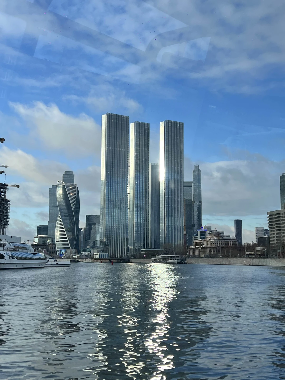 Грамотная работа!!! Очень приятно как гостям столицы иметь дело с профессионалами дела!!!! Люблю когда все продумано