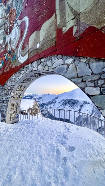 Групповая поездка из Тбилиси - в Казбеги и Гудаури (Крис)