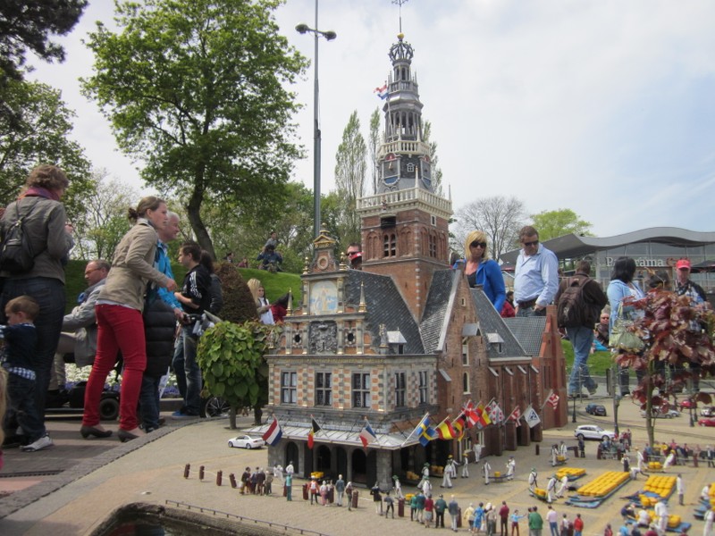 Вся Голландия за полтора часа: Мадюродам