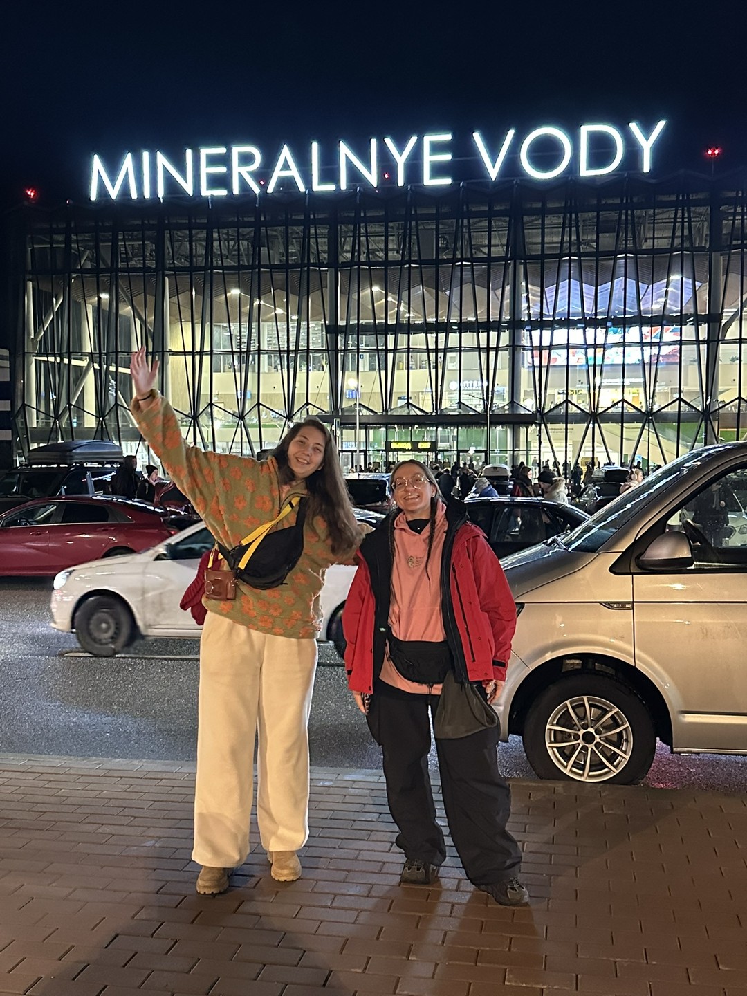 Спасибо огромное Александру! Организовал всё на высшем уровне! Сам не смог приехать, но выделил другого водителя