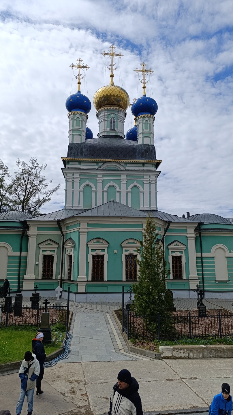 Очень интересно и познавательно. Все организационные вопросы решались быстро и четко. Рекомендую всем, кто интересуется православием и историей